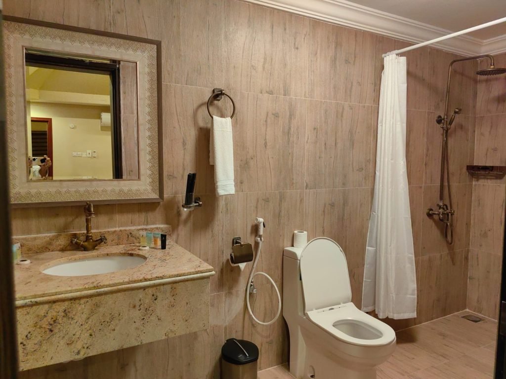 Premium Suite Toilet